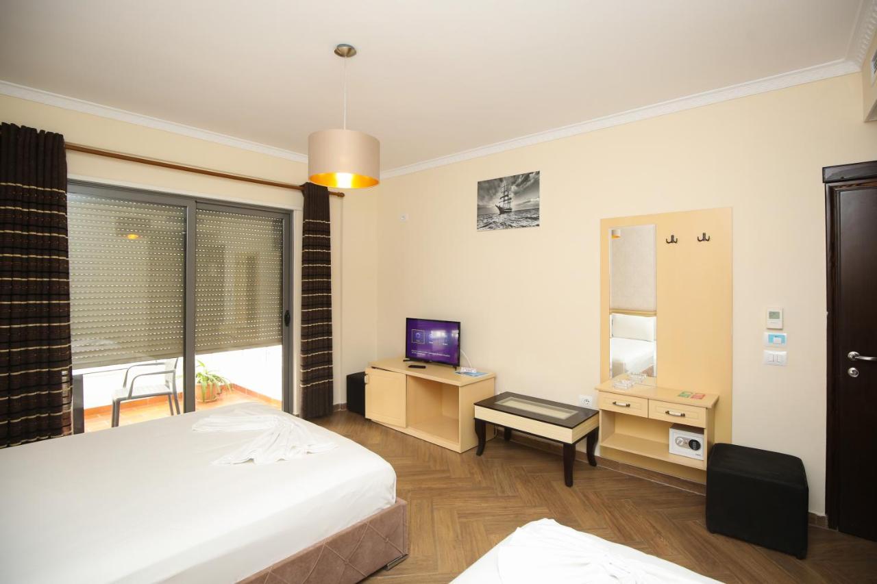 Hotel Summer Stars Vlorë 外观 照片